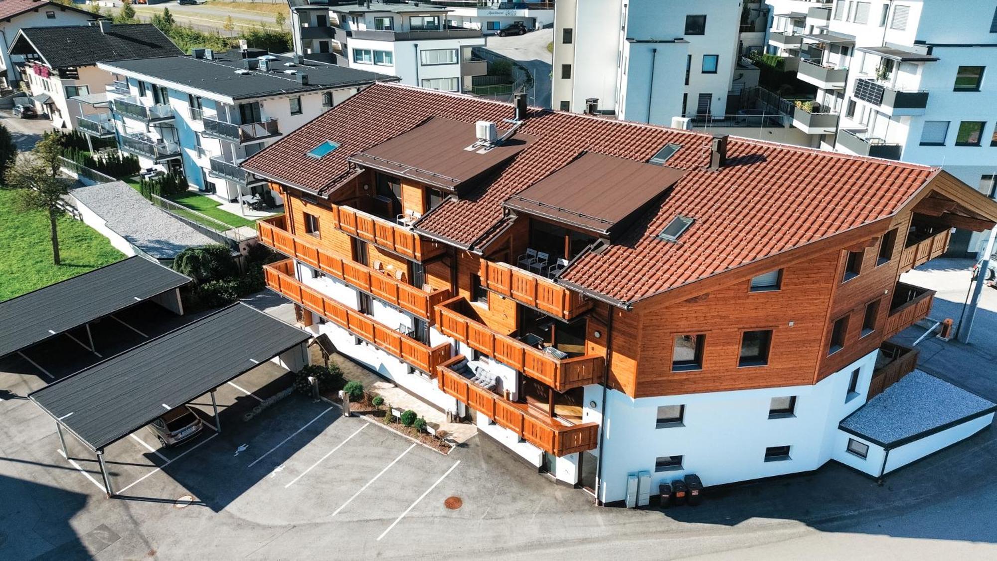 Oldwood Chalet - Balcony & Car Park By Alpenluxus Appartements Fügen Εξωτερικό φωτογραφία