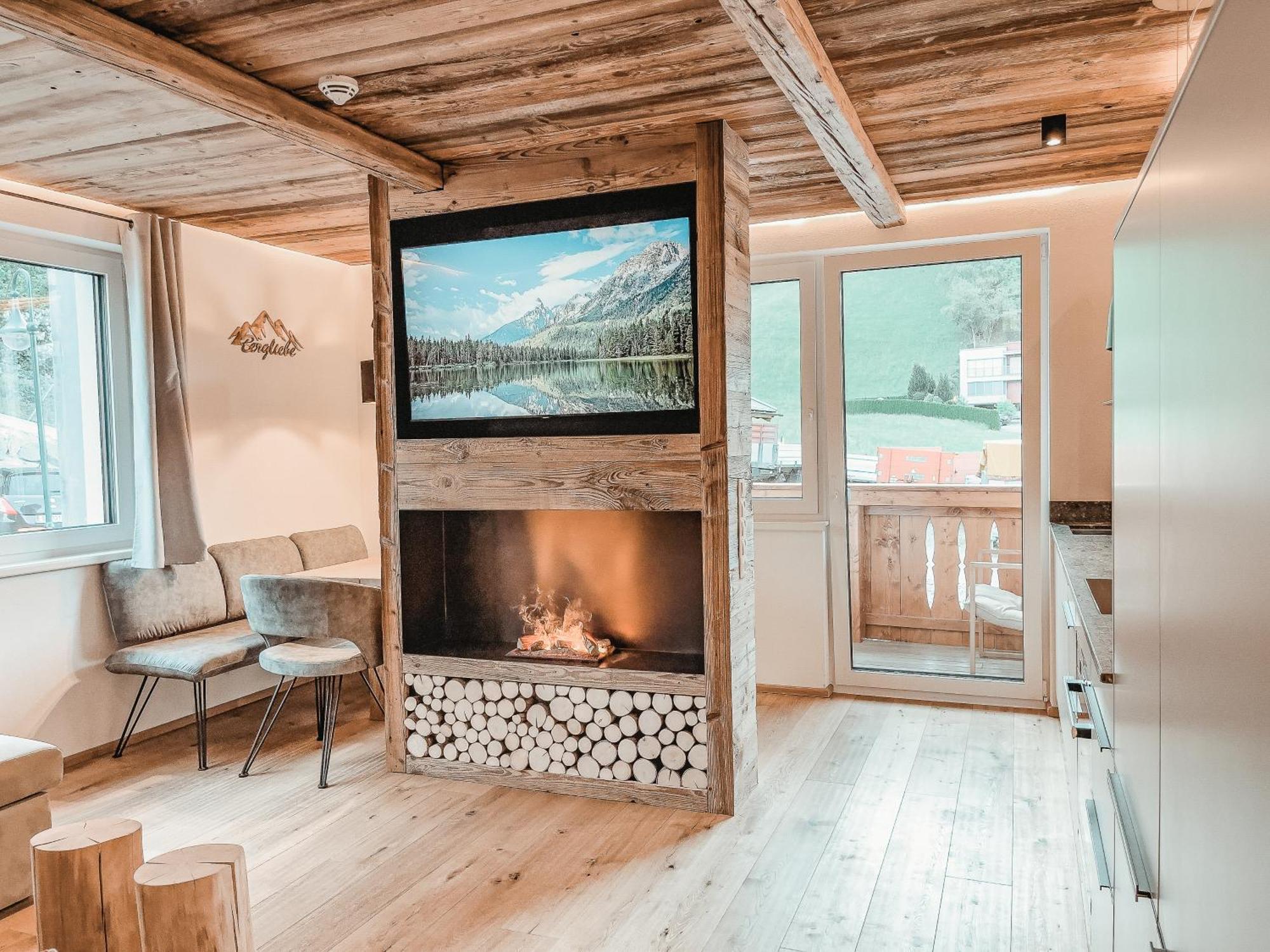 Oldwood Chalet - Balcony & Car Park By Alpenluxus Appartements Fügen Εξωτερικό φωτογραφία
